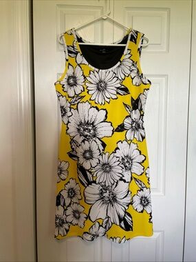 Ronni Nicole sz L Yellow Black White Floral Sleeveless Knee Length Dress